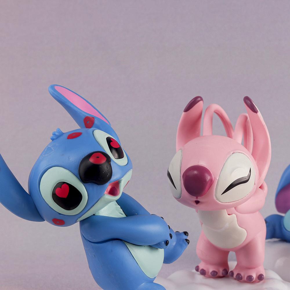 Entzückendes Stitch-Liebhaber-Modellpuppe PVC-Figur Desktop-Display Figuren Ornamente Jungen Mädchen Cartoon-Puppen Kinder Geburtsdatum Geschenke