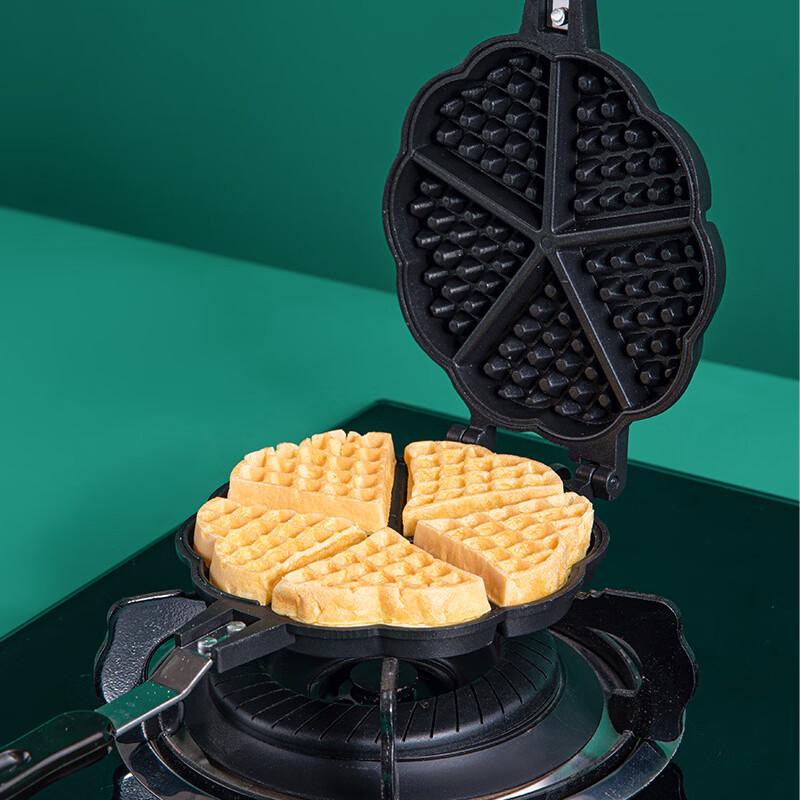 MDNG Double-Sided Non-stick Round Waffle & Cake Pan