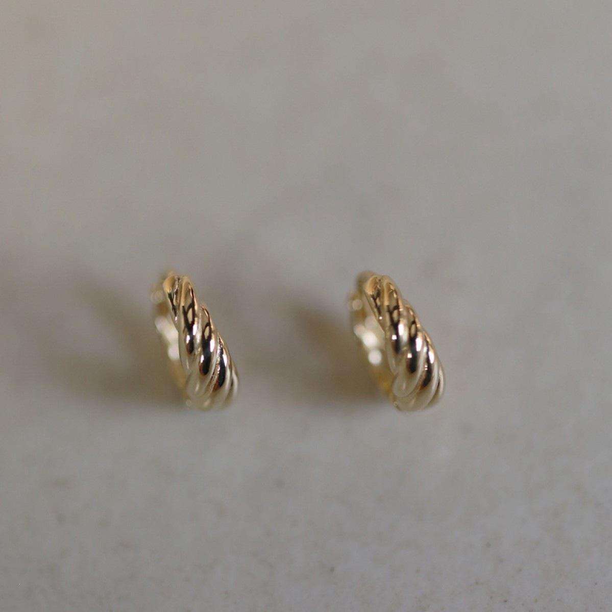 14K Gold-Plated S925 Sterling Silver Water Drop Hoop Earrings Platinum Pair