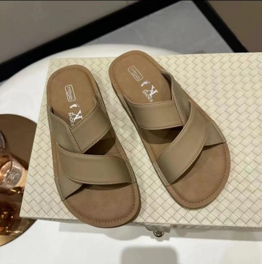 

Soft-soled cross-strapped slippers women s summer wear 2025 new retro platform Boken seaside vacation beach sandals 40 хаки