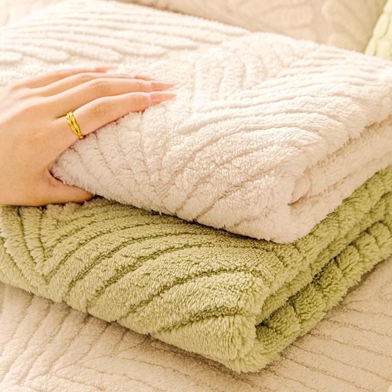 Winter Living Room Non-slip Warm Plush Sofa Cushion Couch Sofa Covers Solid Slipcover Funda Sofa Mat