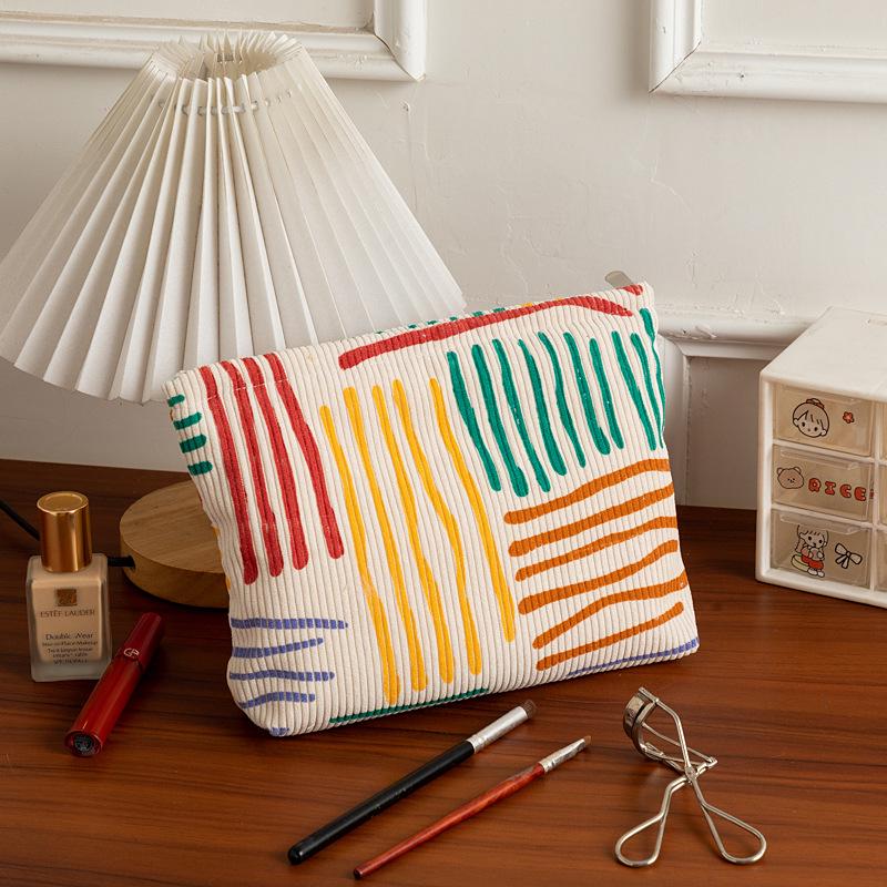 

Large Capacity Floral Corduroy Cosmetic Bag for Lipstick & Makeup Brush Storage