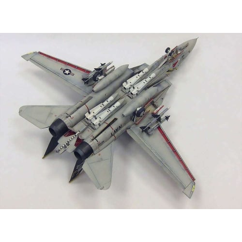 Hasegawa 1/72 US Navy F-14A Tomcat High Visibility Plastic Model E3