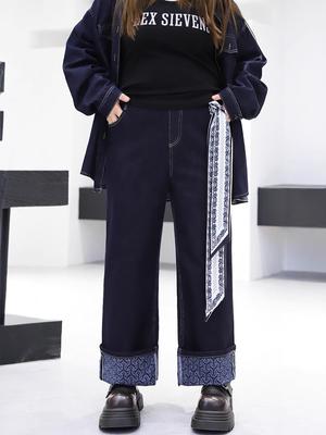 Jean Rétro Taille Haute Amincissant Jambe Droite pour Femme, Grande Taille, Collection Automne avec Accent Écharpe Nouée
