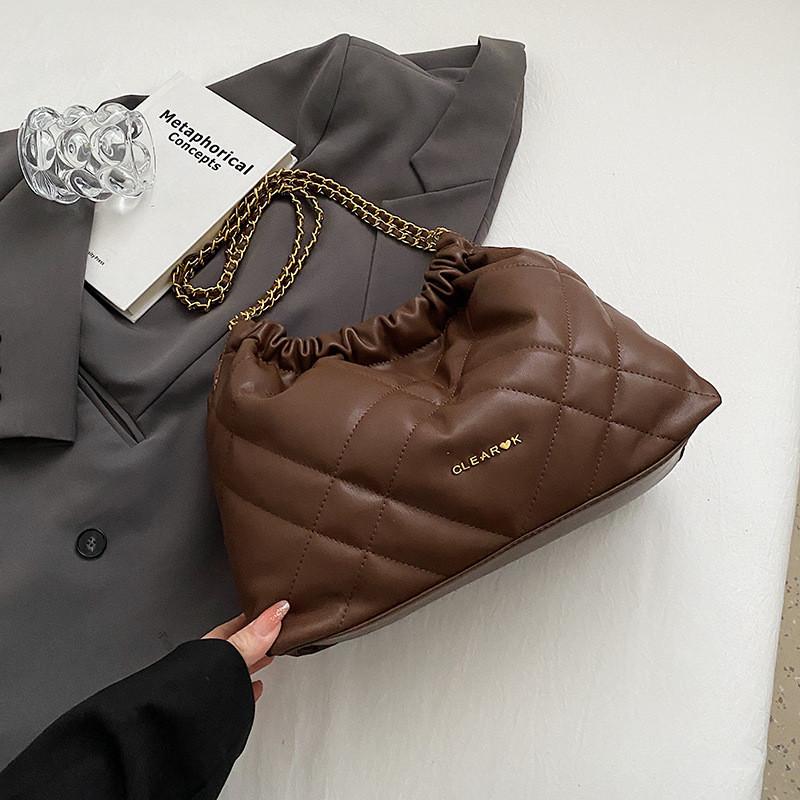 Chic Underarm Bag In Khaki Tan Black With Magnetic Closure And Phone Pocket