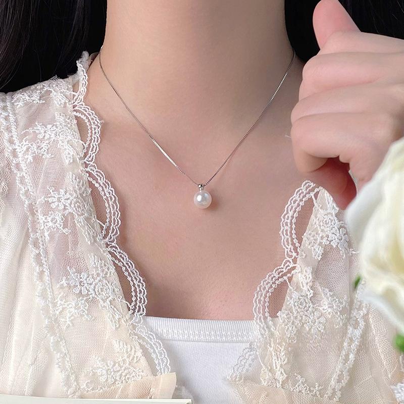 Versatile and Exquisite Pearl Necklace with Versatile Temperament, Women's Fashion, Advanced, Simple, and Cold Necklace
