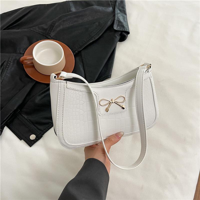 Textured Fashion Bow Portable Small Square Bag Women's 2025 New Commuter Shoulder Bag Crocodile Pattern Armpit Bag