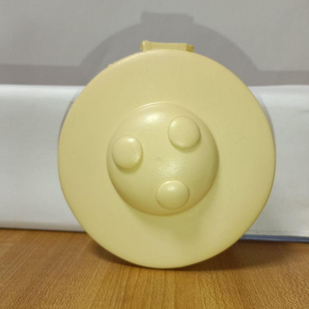[USED] X Alien Flying Saucer Figure