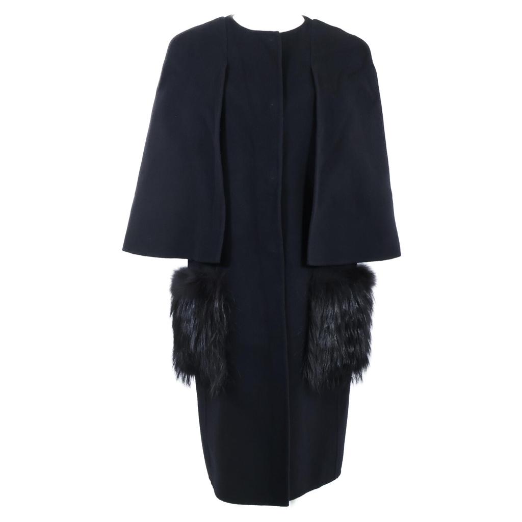 FENDI [Good Condition/Domestic Regular] FF8657 A5G0 Fox Fur Pocket Cape coat 40 blackUsed