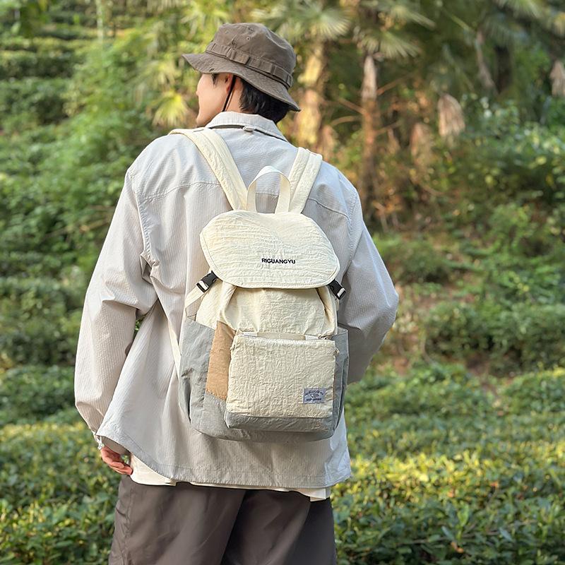 Backpack for Casual, Lightweight Commuting, Small Color-blocking Outdoor Travel, Camping and Mountaineering