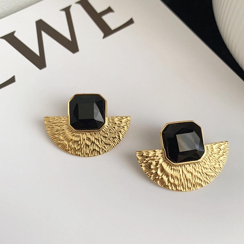 

Retro Exaggerated European And American Wind Fan Design Sense Of Metal Earrings Temperament Light Luxury Women Jewelry Gifts чёрный