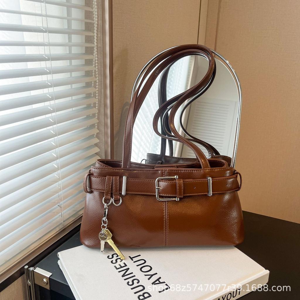 Korean Niche Design Key Bag, High-end Sense Retro Versatile Armpit Bag 2025 Autumn and Winter New Simple Bag Women