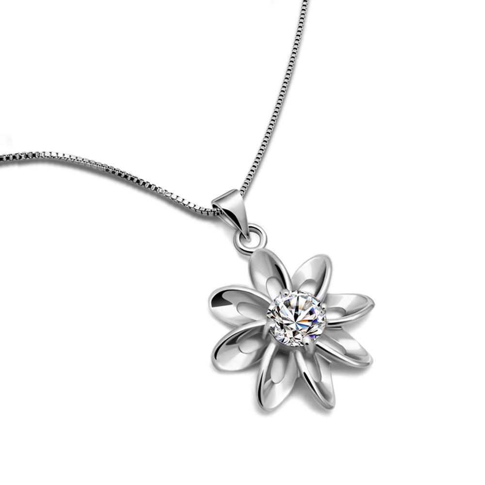 Platinum-Plated Flower Pendant Necklace Korean Women'S Classic Chain Collarbone Chain Jewelry Direct Sales