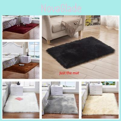 Soft And Cozy Rectangular Wool Rug For Living Room And Bedroom Modern And Minimalistic Style