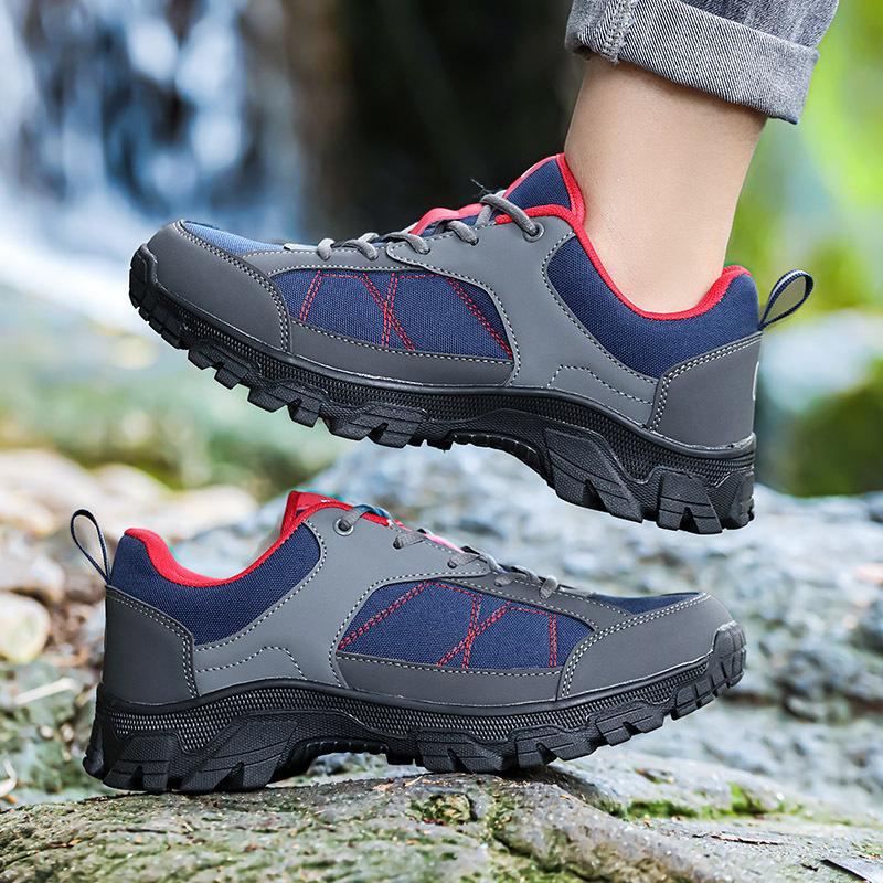 Four seasons low-top outdoor shoes hiking shoes men's waterproof, non-slip and breathable couple hiking shoes travel shoes large size