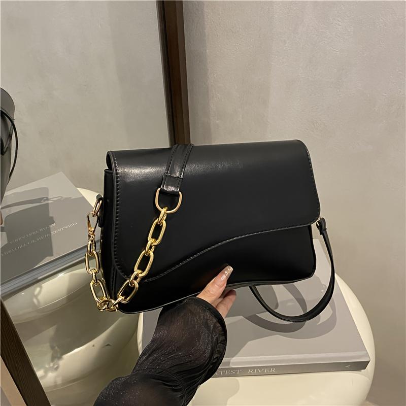 New style women s handbags with unique design, solid color, popular shoulder crossbody bag, handbag, small square bag under the arm чёрный