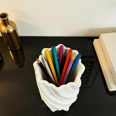 3D Printed Pen Holder Modern Spiral Twist Pen Holder 2-in-1 Desk Organizer Vase for Office Living Room Decor