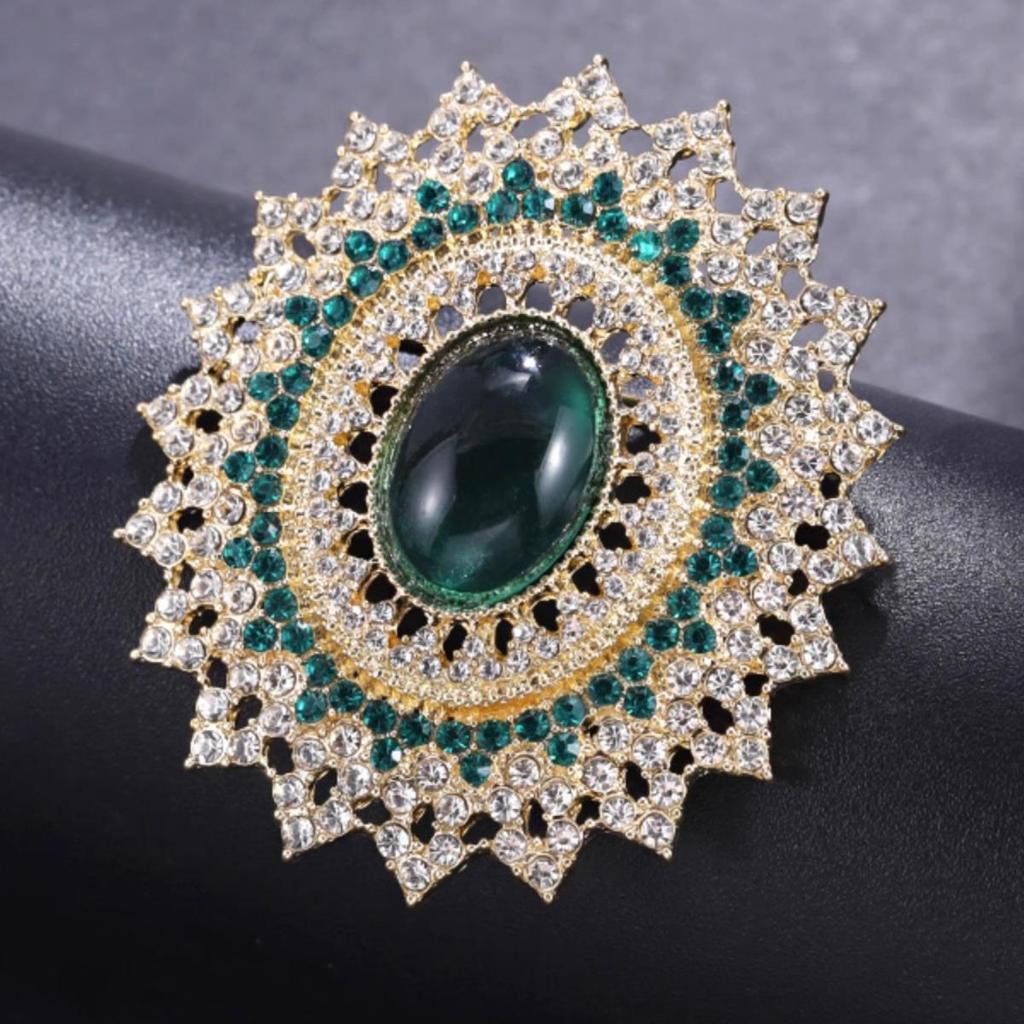 Emerald Oval Rhinestone Brooch - Luxurious Retro Palace Qipao Corsage Accessory