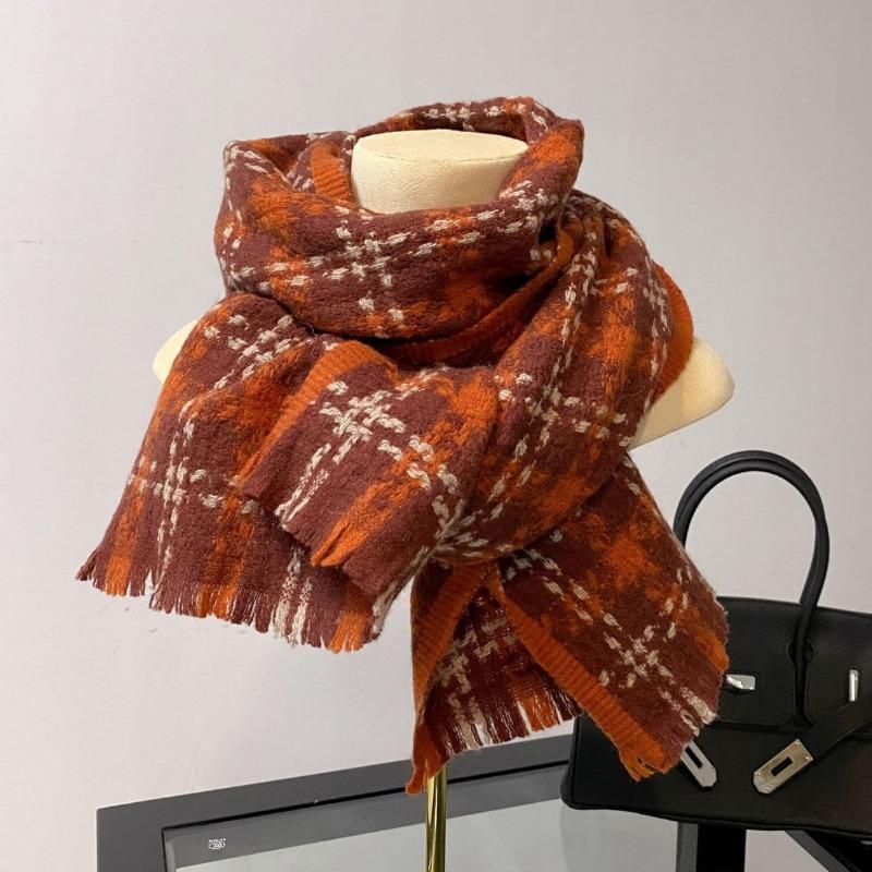 Autumn and Winter Warm 100 Wool Women's Scarf Silver Silk Plaid Loose Beard Extended Fringed Scarf