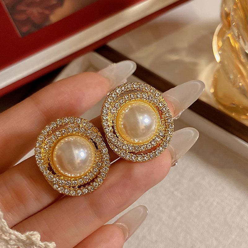 

Роскошные клипсы для ушей без прокола: Французский ретро дизайн с жемчугом для женщин