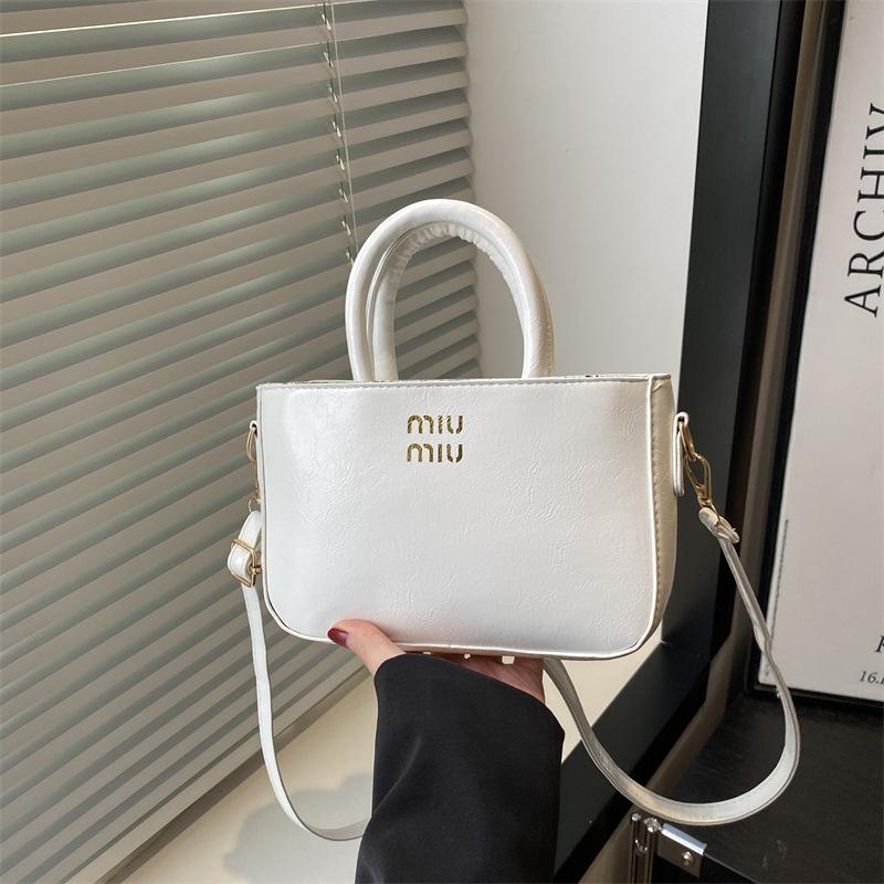 

Handbag fashionable versatile and beautiful simple shoulder messenger bag new casual commuter women s bag белый