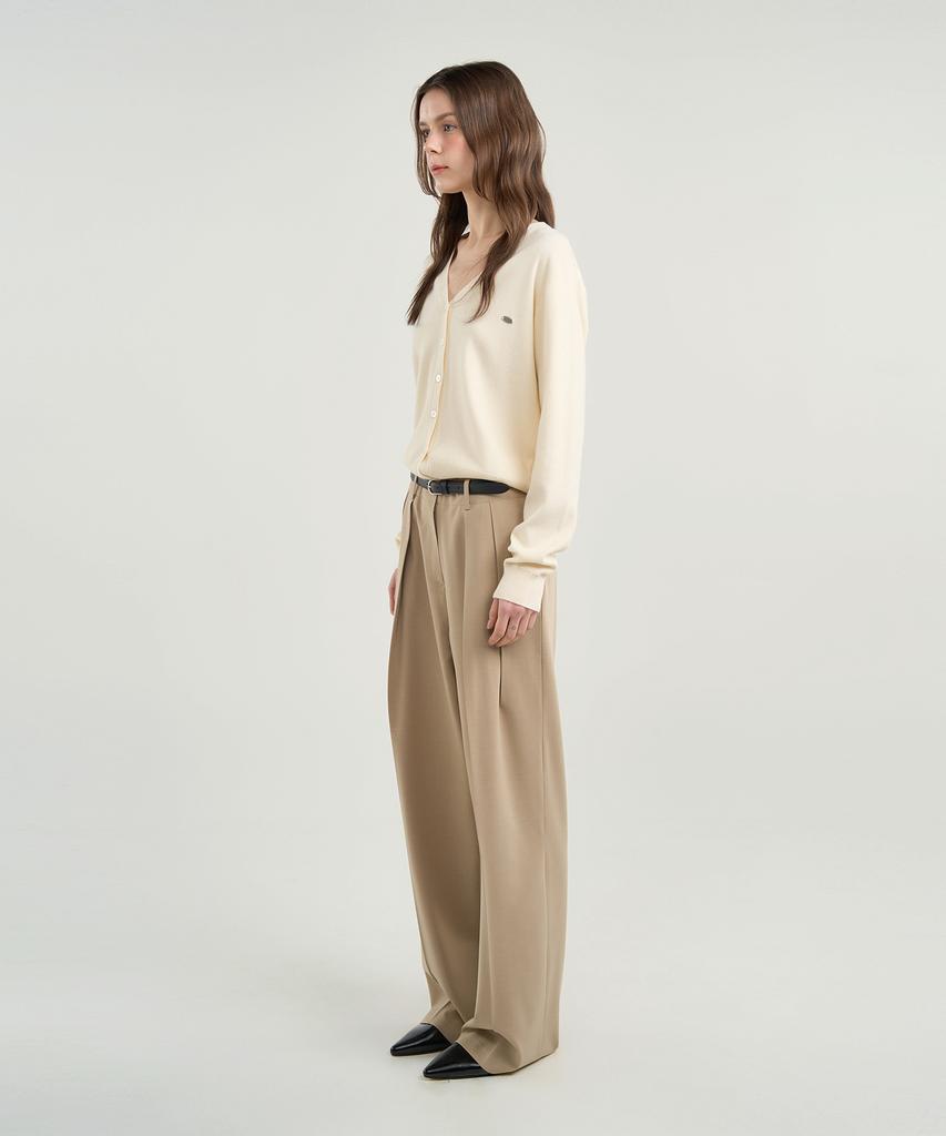 Omiou Washable V-Neck Cardigan_Cream White