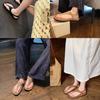 Schafsfellversion von Traubenmutter mit dem gleichen minimalistischen Temperament Flip-Flops Retro-Zehen Urlaub dicksohlige Nischen-Römersandalen