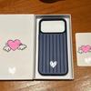 Housse de téléphone de bagage de luxe Business en alliage d'aluminium à rayures ondulées 3D pour iPhone 17 Pro Max 16 15 14 13 Couvercle arrière avec étiquette et boîte d'emballage d'origine