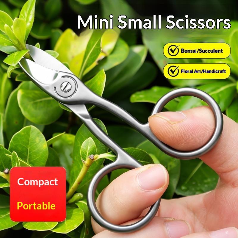 1Pcs Nail Cutter Scissors Professional Pedicure Fingernail Toenail Clipper Eyebrows Eyelash Multi-Purpose Curved Blade Manicure