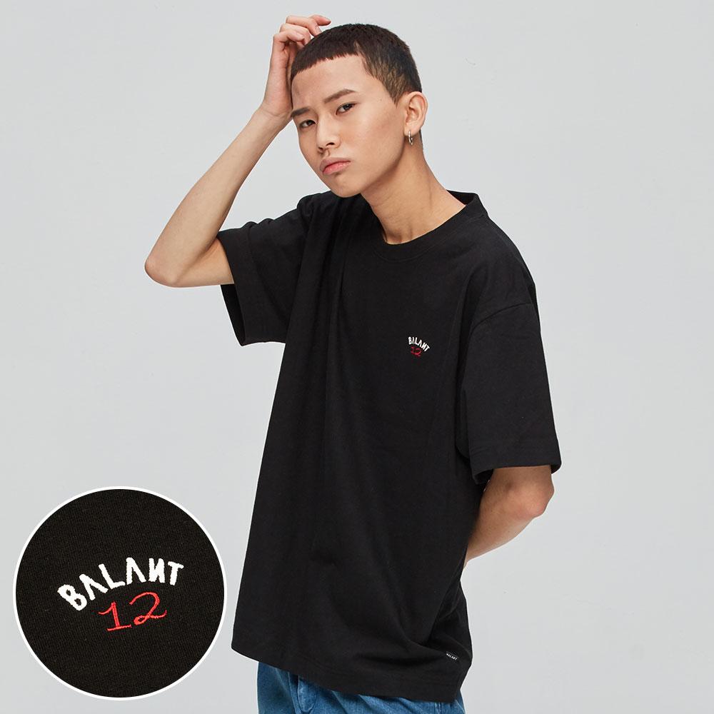Valant Signature Logo Basic T-Shirt - Black Black/(M) Medium