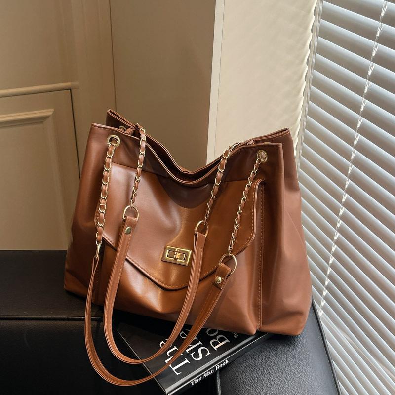 Leisure Chain Shoulder Crossbody Bag, Simple Large Capacity Bag for Women, Fashiable New Class Commuting Tote Bags