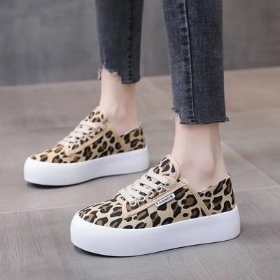 Stylowe Sneakersy w Leopardzi Wzór Kobiety Wiosna Grube Buty Płócienne Nastolatka Kobieta Wulkanizowane Sneakersy Tenis Platforma Buty Plimsolls
