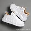 Frühlings Herrenschuhe neue atmungsaktive kleine weiße Schuhe Herren koreanische Version trendige vielseitige Plateau-Sportschuhe lässige Board-Schuhe trendige Schuhe
