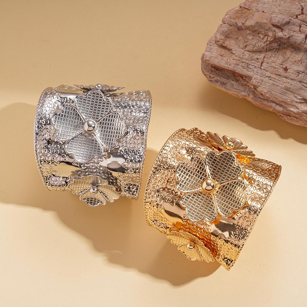 Heavy Industry Metal Folded Flower Opening Bracelet Fashion Ins Unique Jewelry