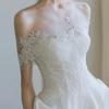 One-word shoulder light wedding dress 1011 new simple temperament dignified welcome location Korean bride wedding dress