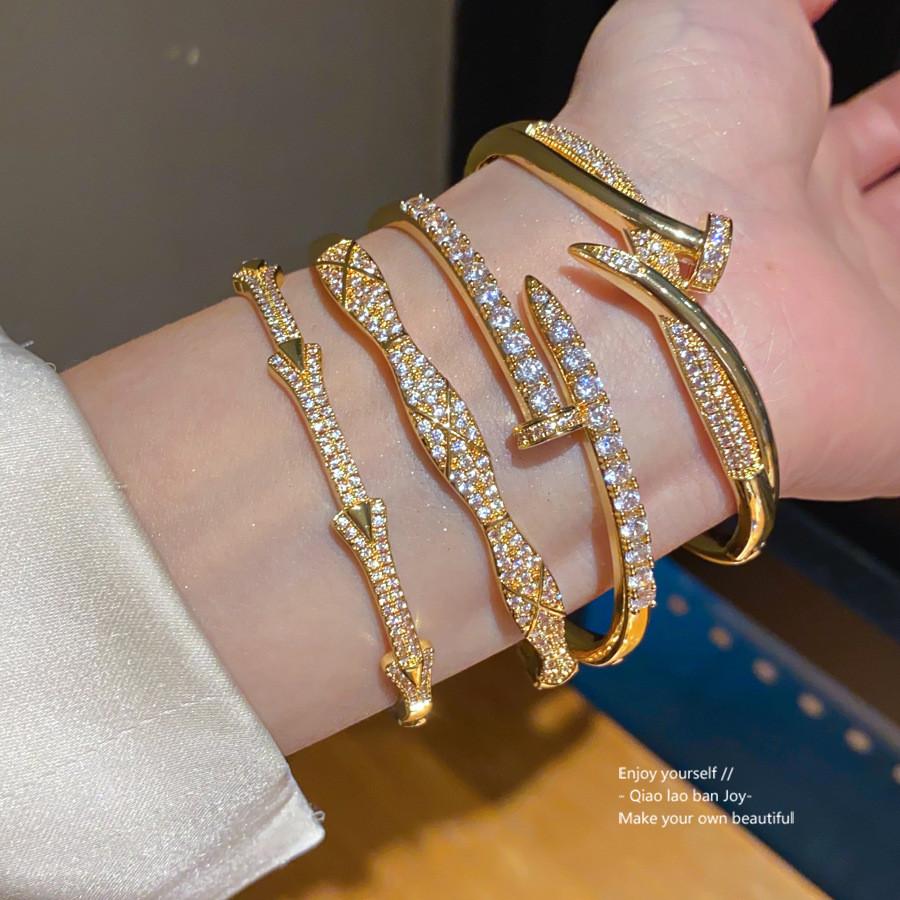Goldplated Zirconium Jewelry Stylish Sophisticated Geometric Cuff For Ladies