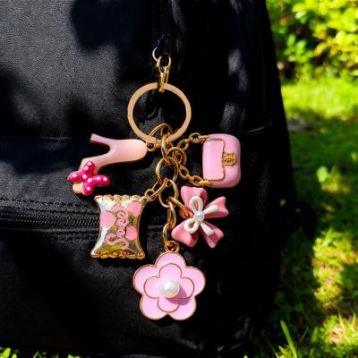 Pendentif Porte-clés avec Ornement de Perle Fausse, Charm Cœur en Émail, Nœud Papillon, Fleur, Porte-clés, Accessoire Décoratif