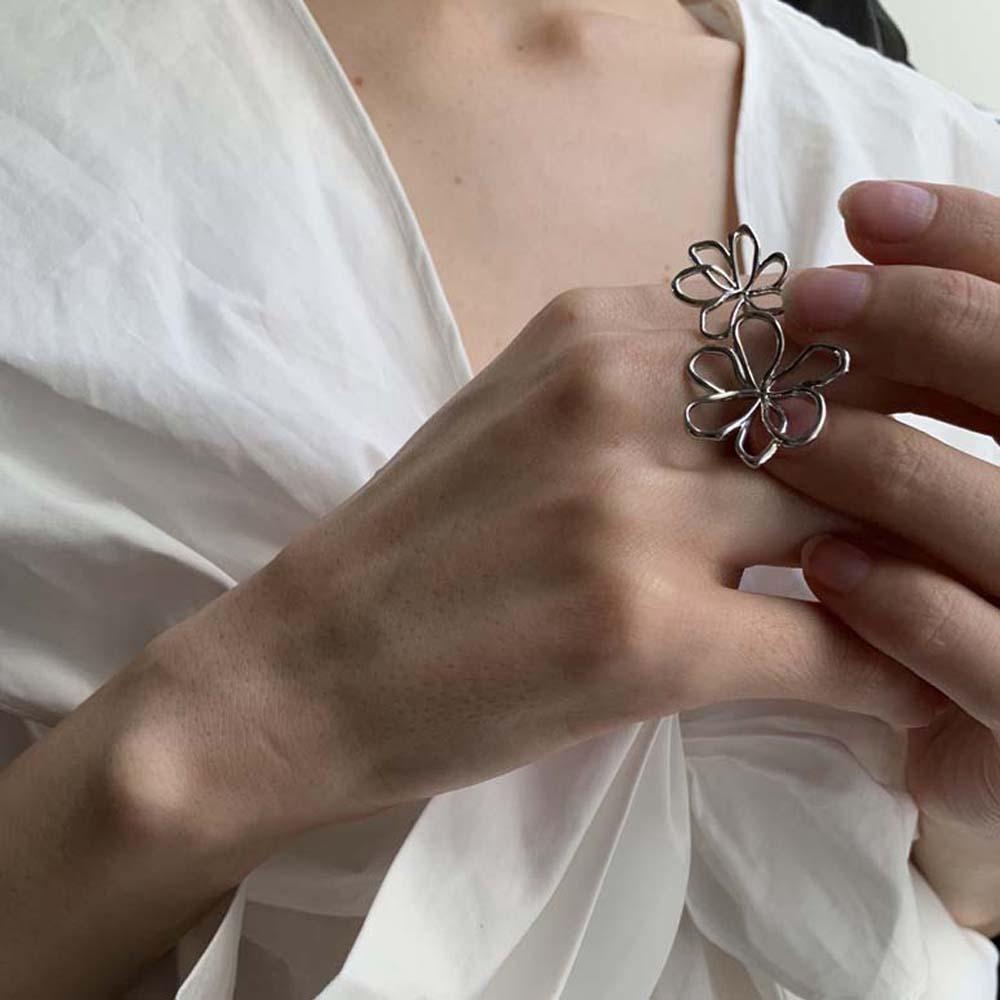 Exaggerated Golden Flower Ring Irregular Open Hollow Out Ring Silver Sunflower Finger Circle  Girls