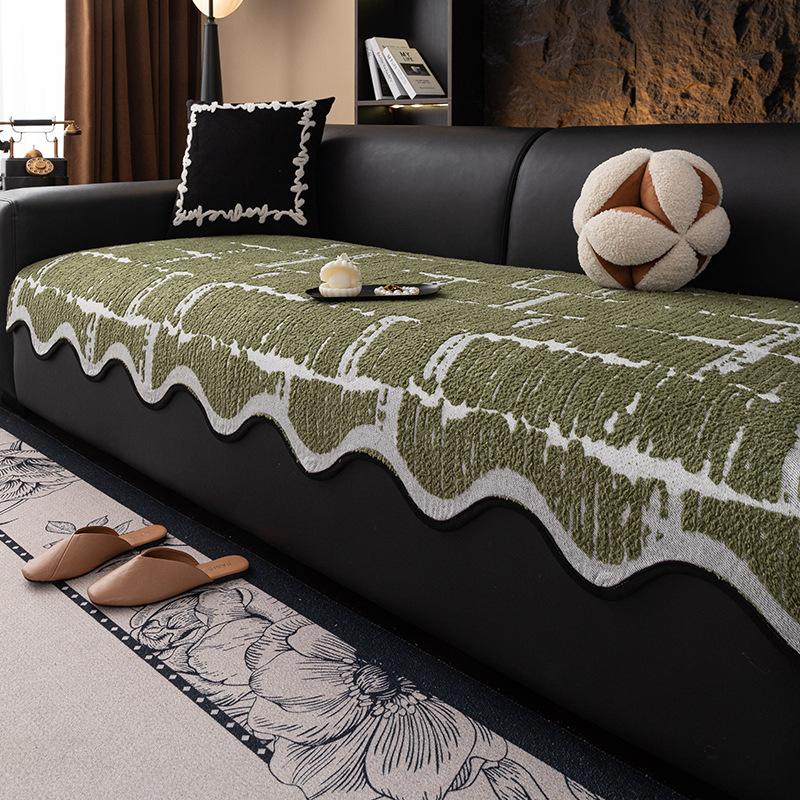 

Special-Shaped Plush Sofa Cushion Autumn And Winter New Non-Slip Seat Cushion Four-Season Universal Cover Straight Row Sofa Cover 70*70cm