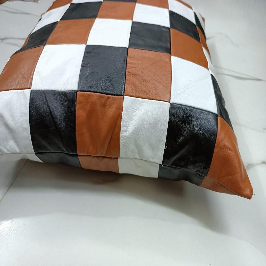 NOORA Kombinationsfarben Leder Kissen- & Kissenbezug, Boho Stil Heimdekor, Quadratisches Patchwork Design Überwurfbezug für Einweihung