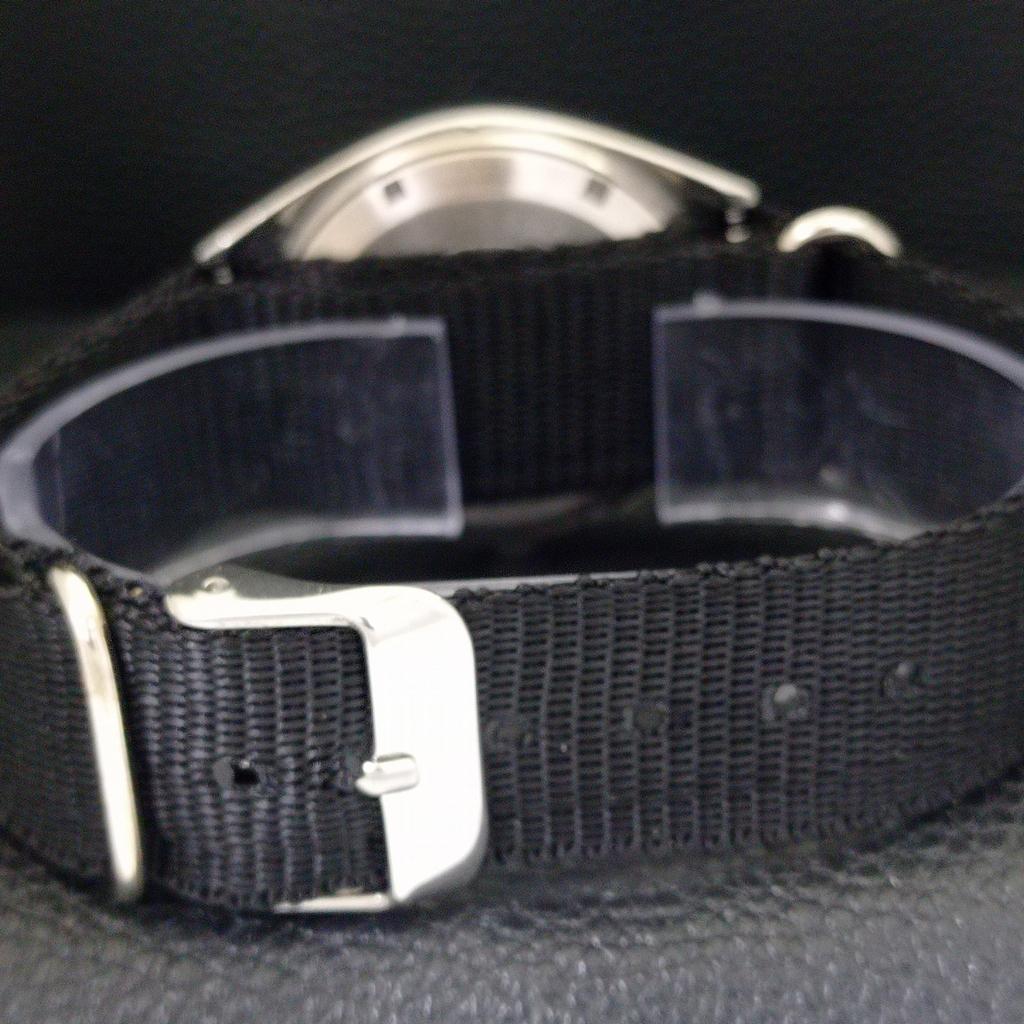 Citizen AUTOMATIC 8200 VINTAGE JAPAN MENS BLACK COLOR DIAL WATCH A702759-1 R210-a702759