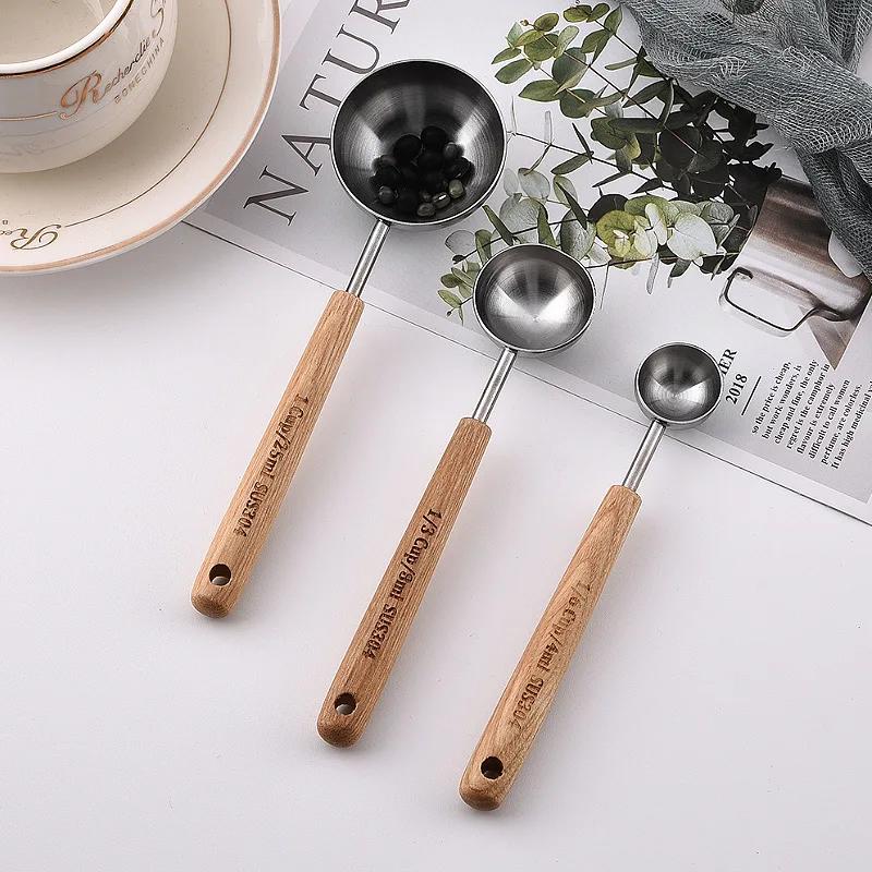 1pc Stainless Steel Measuring Spoon, Wooden Handle Milk Powder Spoon, Non-Stick Powder and Non-Rust Seasoning Measuring Spoon