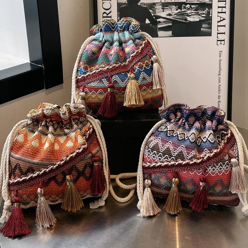 Girls Single Shoulder Messenger Bag Fringed Drawstring Money Bag Bag Women's New Versatile Bucket Bag Exotic