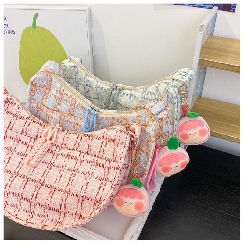 Autumn and Winter Mobile Phone Bag Large Capacity, Light and Casual Versatile Shoulder Bag Girl Cute Go Out Dumpling Bag Messenger Bag Woman