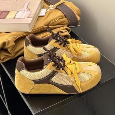 Mode Frühling Neue Lässige Sportschuhe Damenmode Runde Zehenpartie Spleiß Mesh-Gewebe Riemen vorne Weiche Sohle Rutschfeste Schuhe