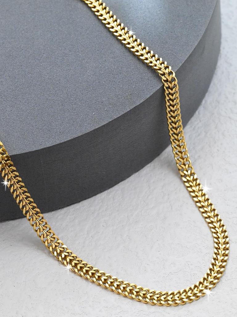European Street Style Clavicle Chain Necklace: Trendy Hong Kong Style, Stainless Steel Design for Women
