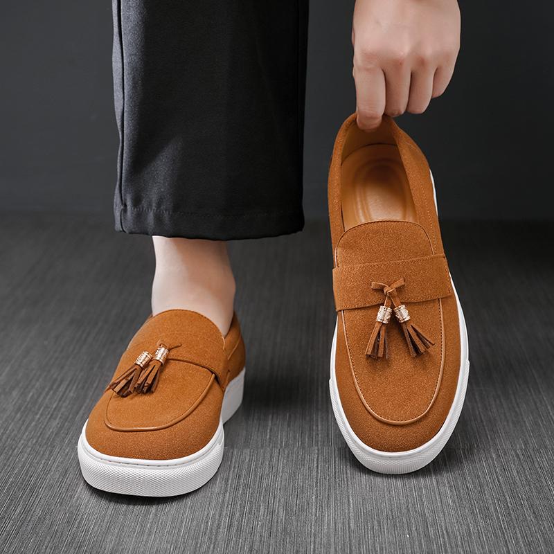 Fashion Tassel Shoes Men Black Brown Frosted Leather Outdoor Casual Walking Shoes Business Fashion Loafers Size 38-48 Men Shoes