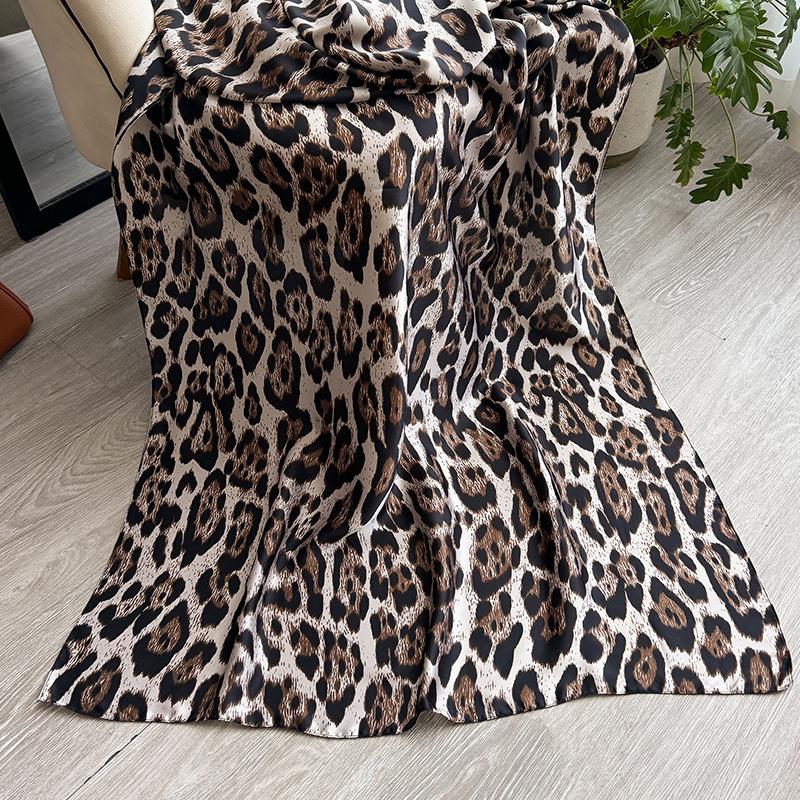 Summer Silk Scarf Women'S Outer Cover Decorative Leopard Print Beach Towel Imitation Silk Printing Long Scarf Lijing Forging Thin Shawl