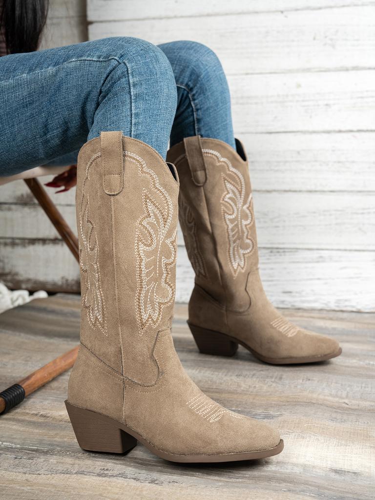 2025 European and American Fashion Autumn and Winter New Spot Medium Heel Women's Leather Boots Foreign Trade Round Head Large Size Embroidered Weste