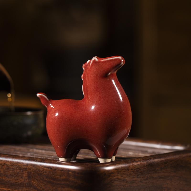 

Xianci Tang Ceramic Horse Figurine: Wealth-Attracting Desktop Decoration for Living Room or Entrance, Perfect Featured Birthday Gift